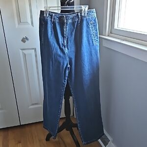 Tabi wide leg, high-rise jeans. 14P